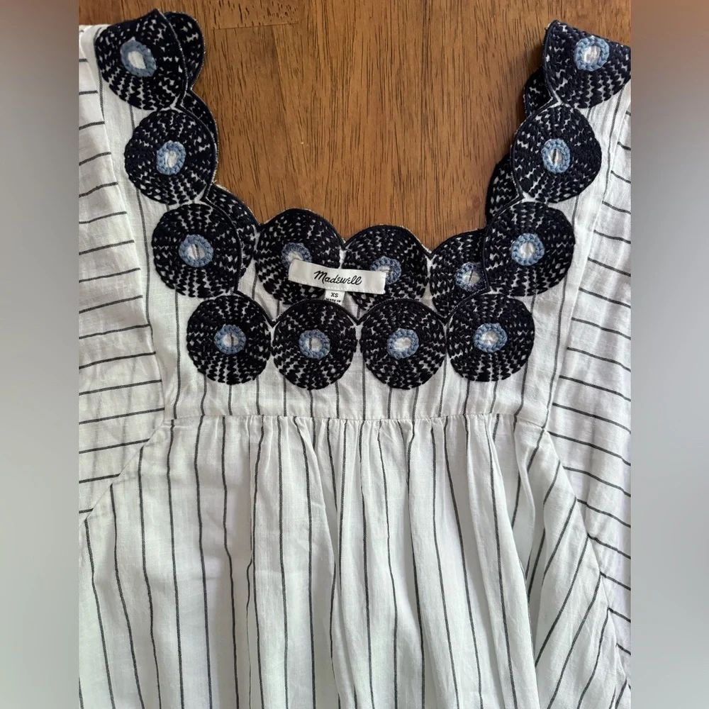 Madewell Linen Embroidered Butterfly Dress SZ XS White Navy Pinstripe - Picture 10 of 15